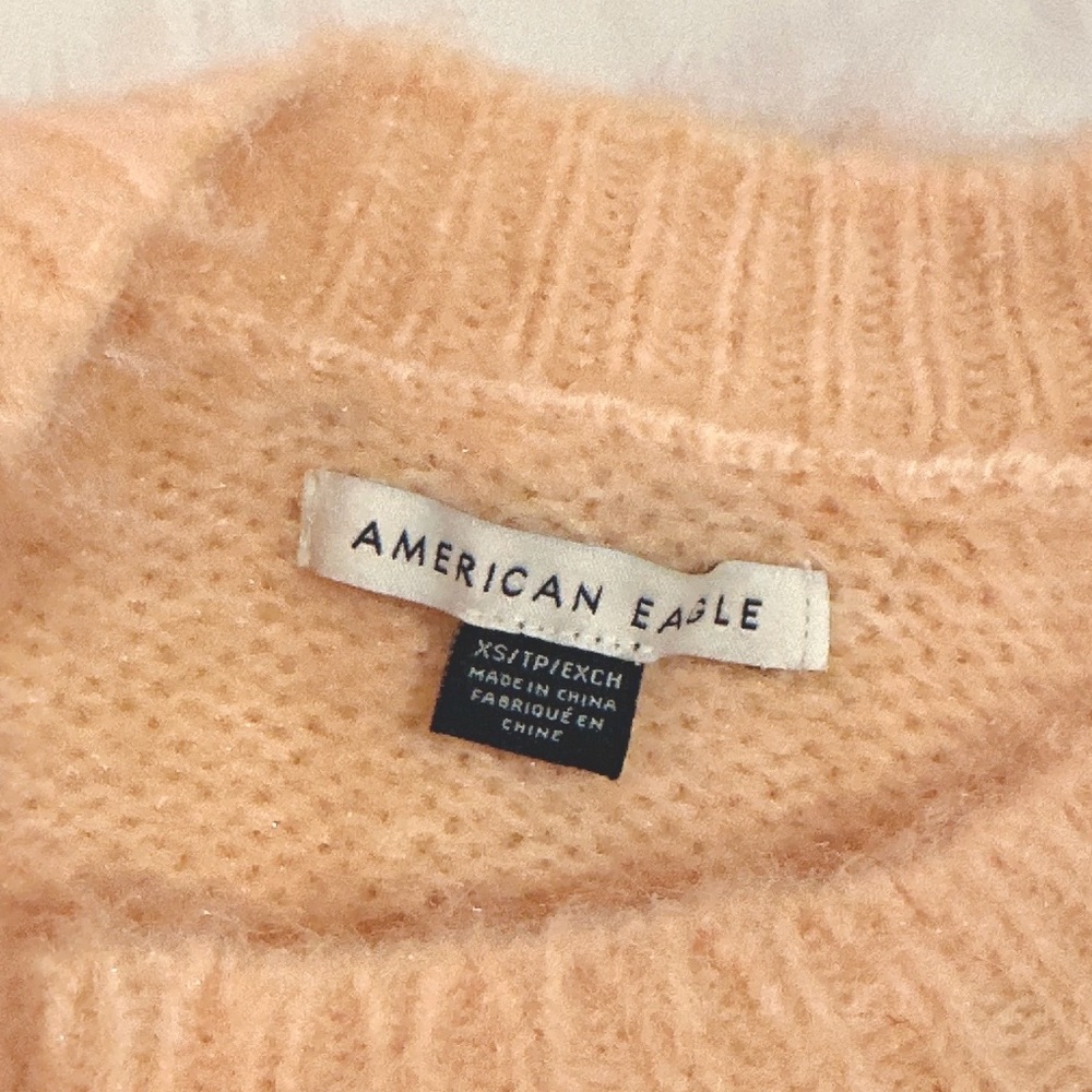 American Eagle | Cropped bow detail sweater - Picture 2 of 3